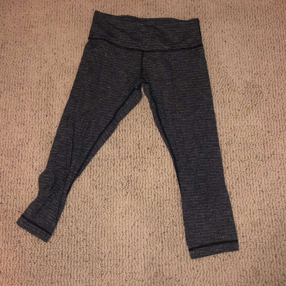 Lightly used black and white stitched lulus